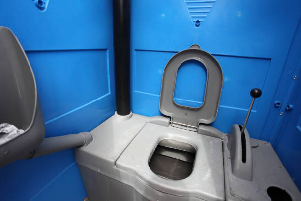 Best Porta potty delivery and setup  in Canton, MO