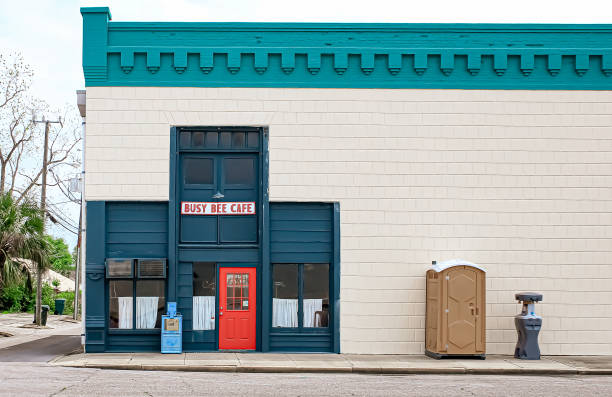 Best Portable bathroom rental  in Canton, MO